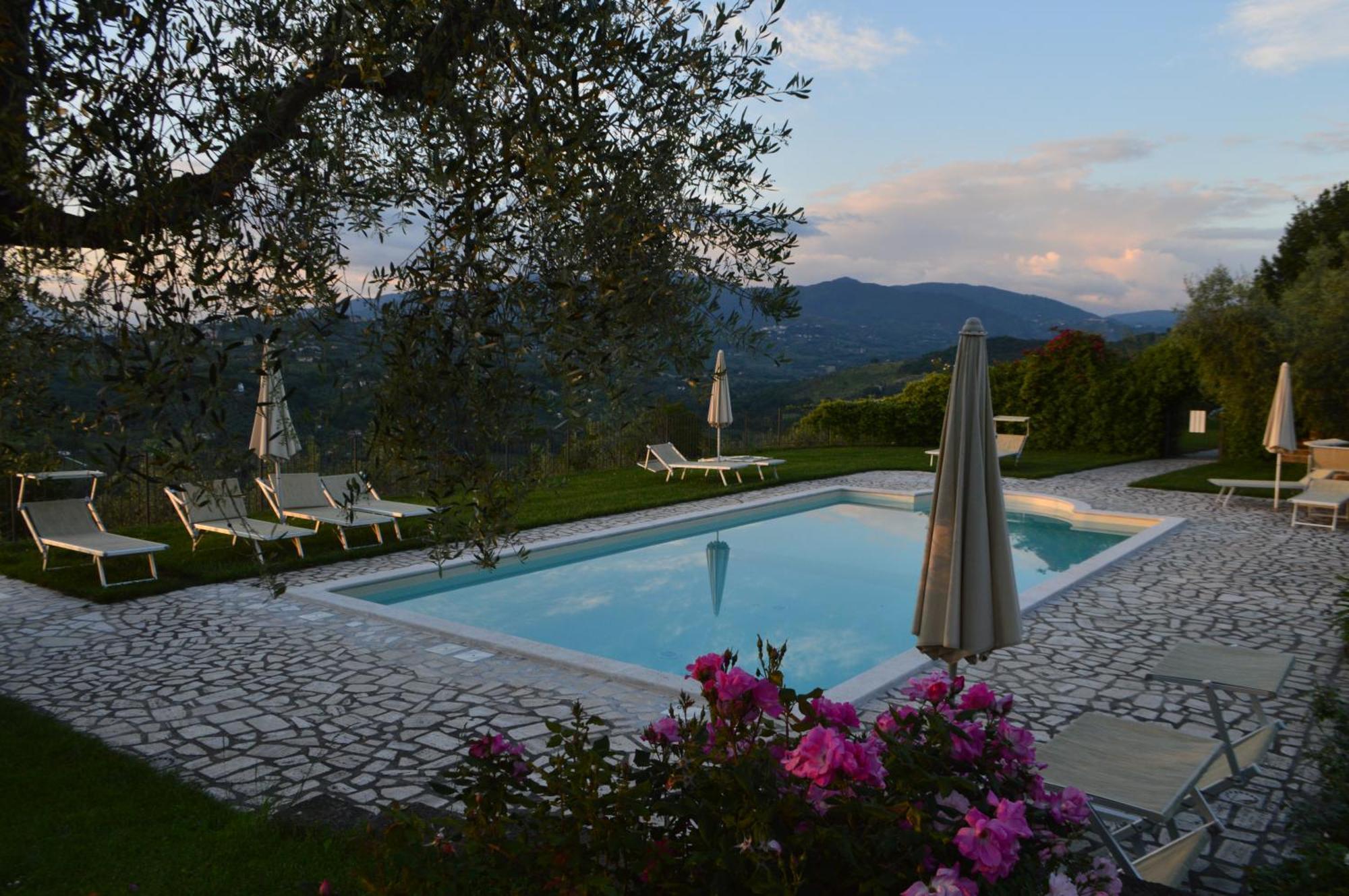 Villa Collebelvedere - Near Rome With Home Restaurant Fara in Sabina Exterior foto